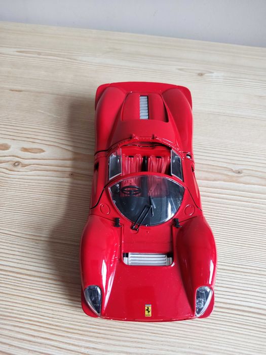 Model samochodu 1:18 Ferrari 330 P4 (1967) Jouef Evolution