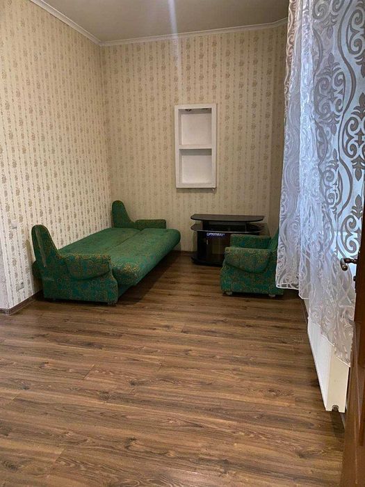Продам 2-кімнатну квартиру 46 м² з індивідуальним опаленням, центр (район Турецької площі)