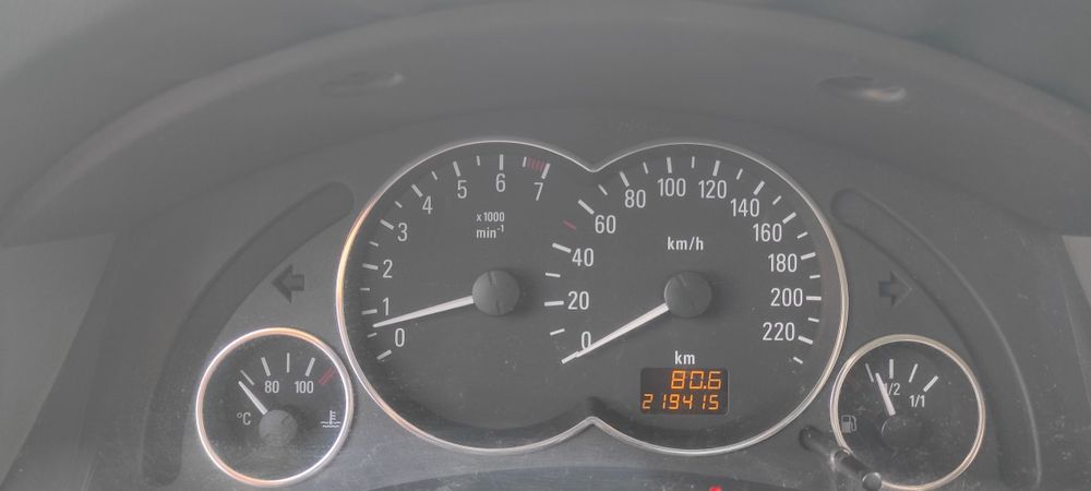 Opel Meriva A garażowany