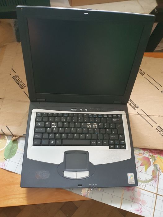 Laptop RM CL51-14 matryca obudowa retro zabytek antyk laptop tanio !
