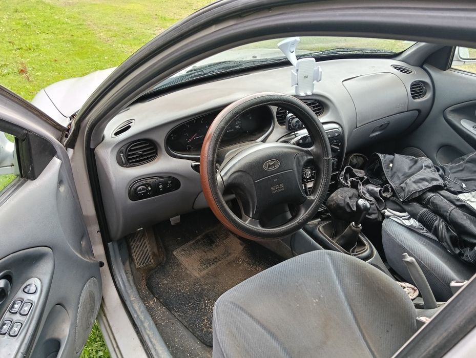 Hyundai lantra 1.9d
