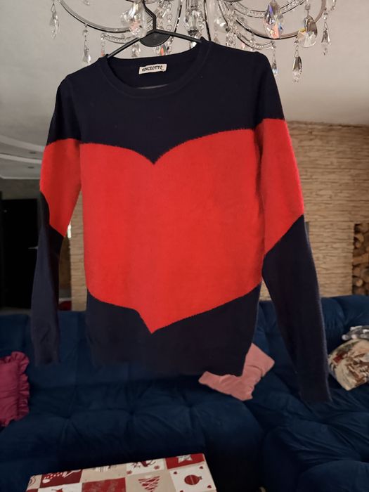 Sweter damski  Moschino S