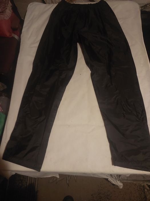 Штаны с пропиткой.  Спецодежда.