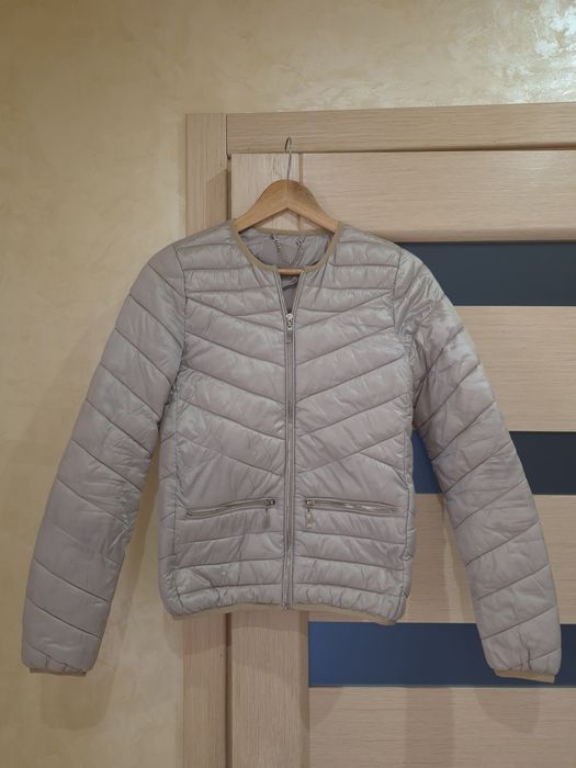 Жіноча куртка &&