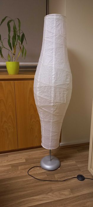 Candeeiro de Pé com 2 lampadas