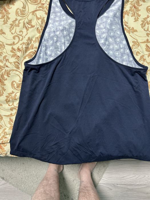 Продам фирмееная майка адидас привезена из за границы цвет синий матер