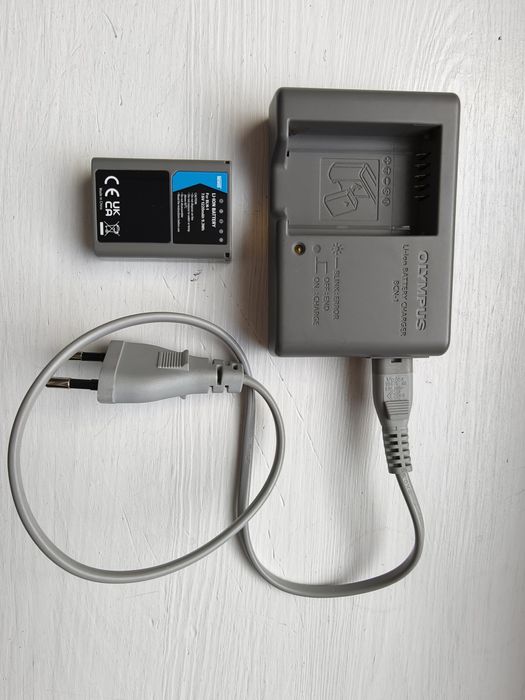 Olympus OM-D E-M5 + Oryginalna ładowarka