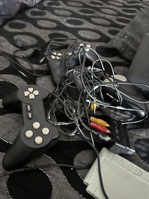Consola retro c/comandos e pistola