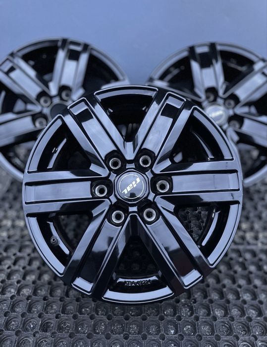 Диски легкосплавні r17 6/139.7