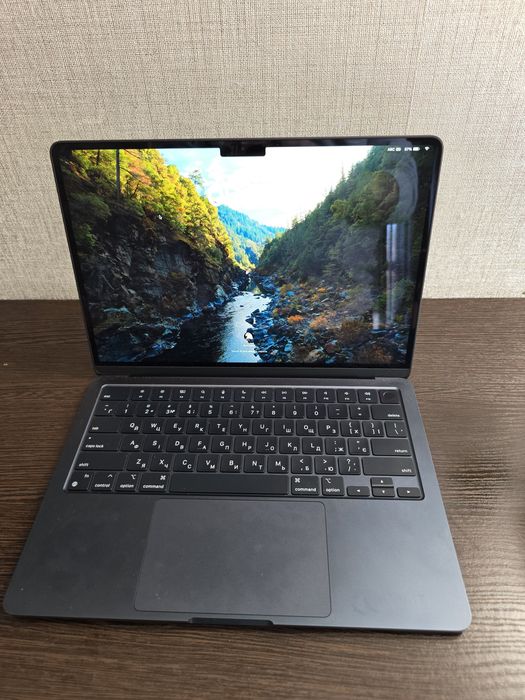 MacBook air m2 8gb/256 2022