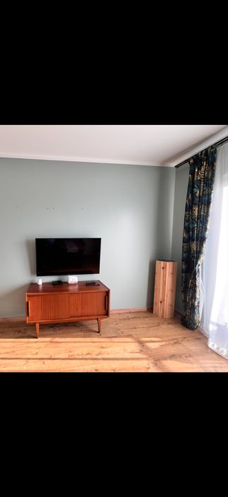 Dwie Zielone Zaslony dekoarcyjne, lisc monstery, zlote elementy