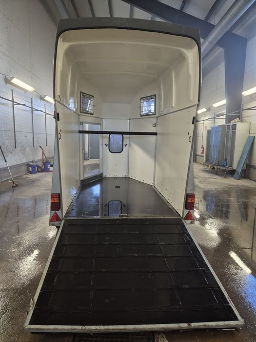 Witam sprzedam przyczepę