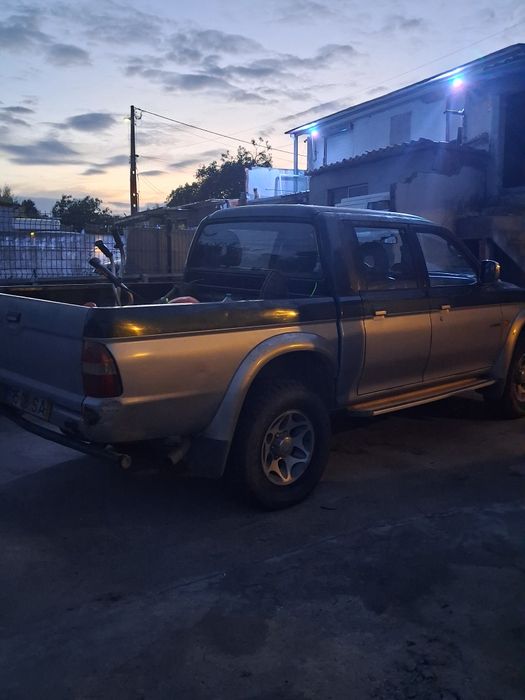 L200 strakar de 2001
