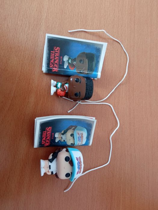 Bonequinhos Kinder Joy stanger things