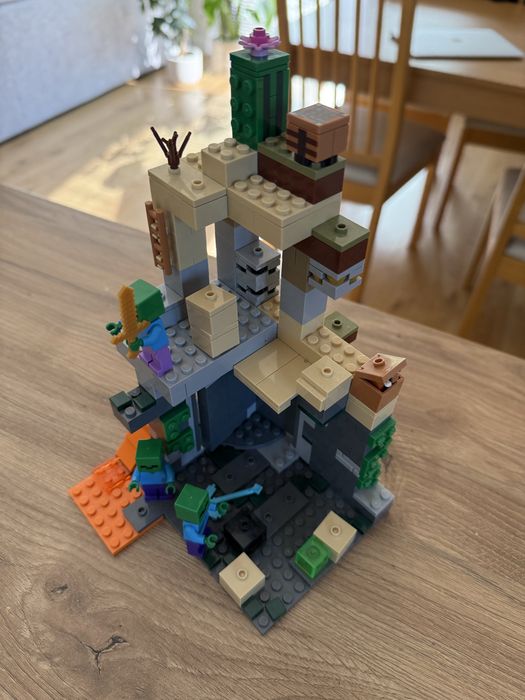 Lego Minecraft Mega zestaw okazja