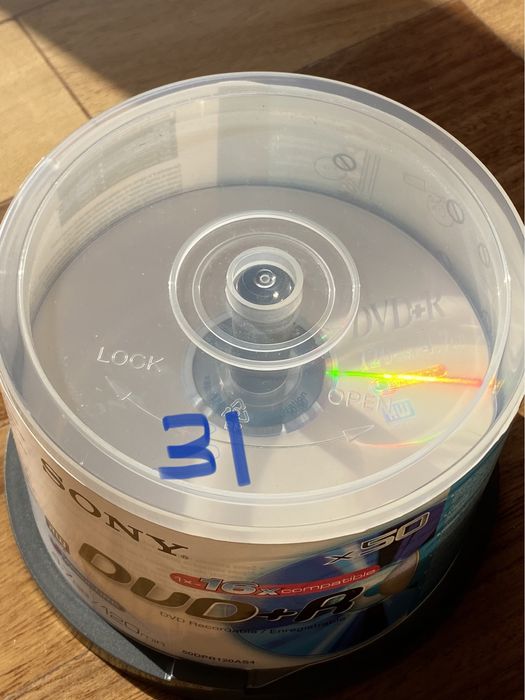 Cds, dvds e caixas
