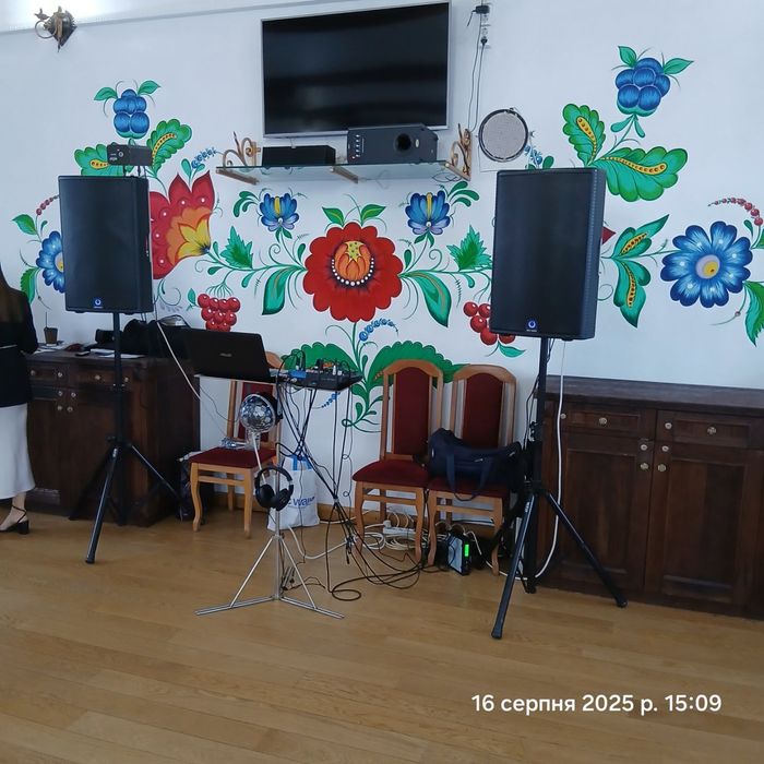 Активні акустичні системи та мікшерний пульт