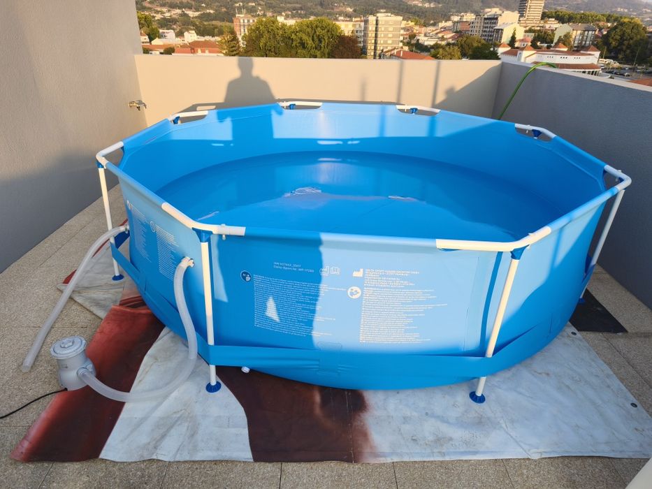 Piscina redonda diâmetro 3metros 76cm de altura