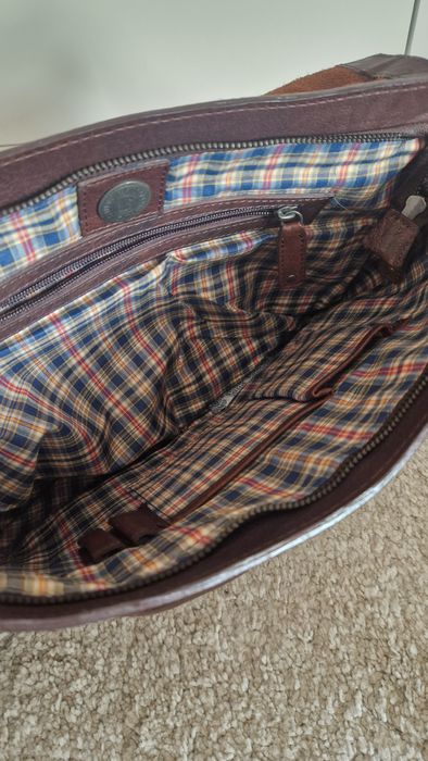 Mala Portátil em Pele Genuíno