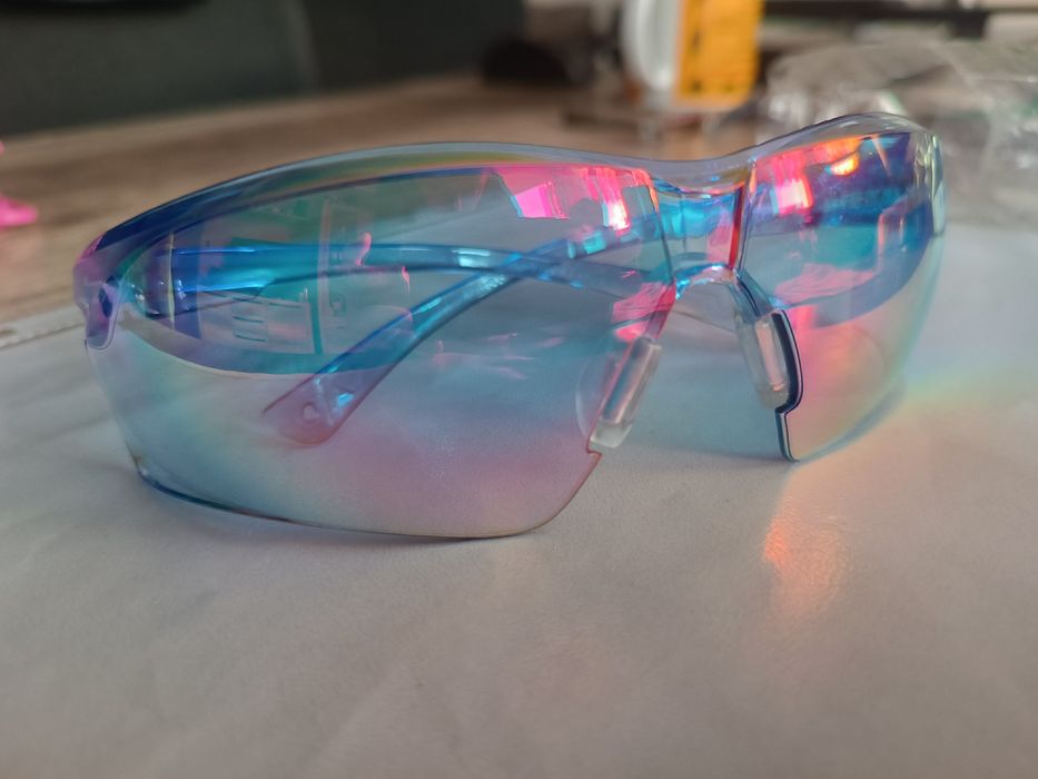 Nowe okulary Univet 505U lustrzane