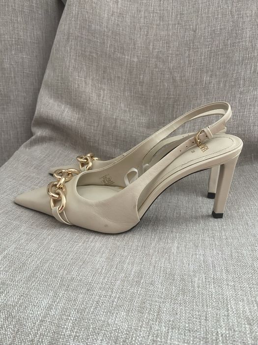 Боcоніжки ZARA Шкіряні