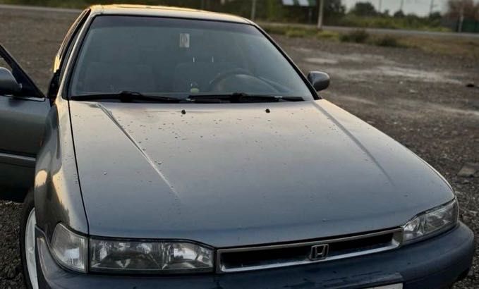 Продам авто,торг біля капоту ,продаж не терміновий