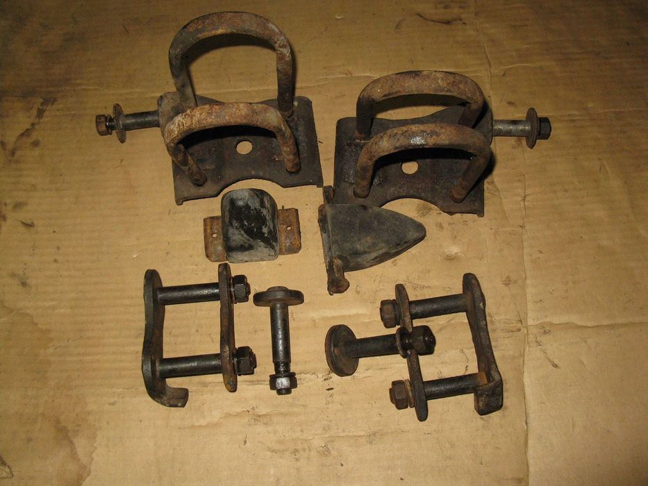 комплект креплений рессор газ 21 волга или прицеп