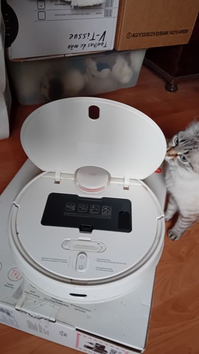 Vendo aspirador robô 125 euros mais portes