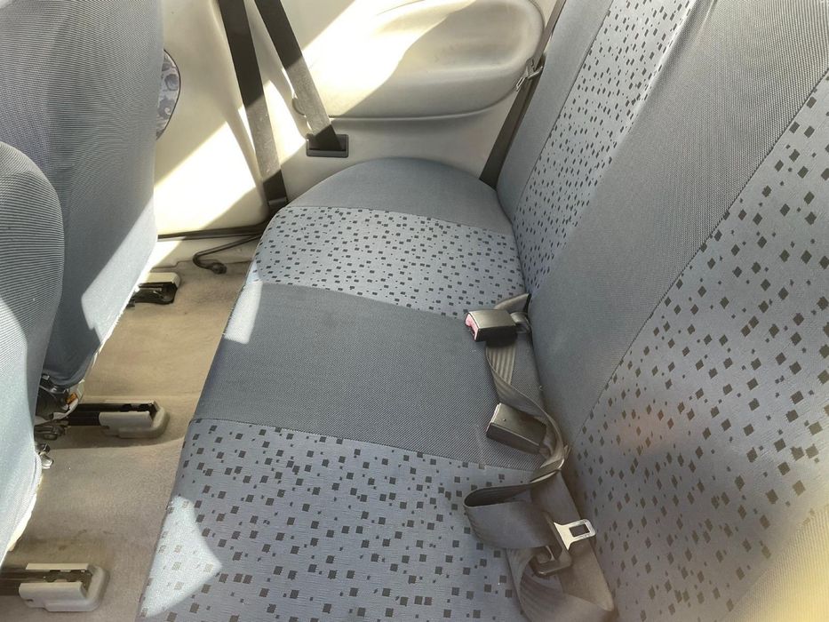 Todo tipo de trabalhos, desde canalizacao, eletrecidade… pintura