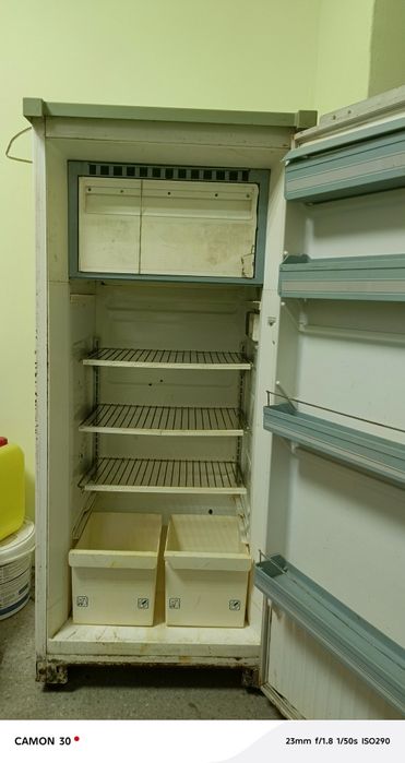 Продам холодильник б/у