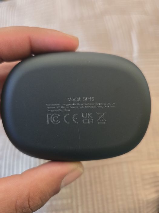 Auriculares esportivo com tradutor integrado
