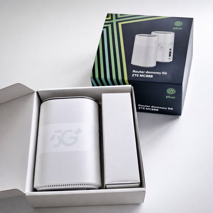 Router 5G ZTE MC888 – jak nowy, komplet