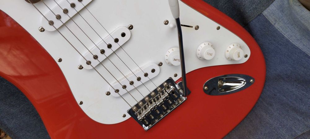 Fender Squier Stratocaster 2004 impecavel. Como novo.