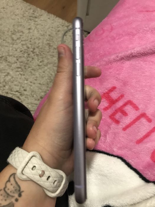 Iphone 11 roxo 64gb
