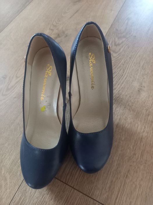 Szpilki granatowe rozm 36