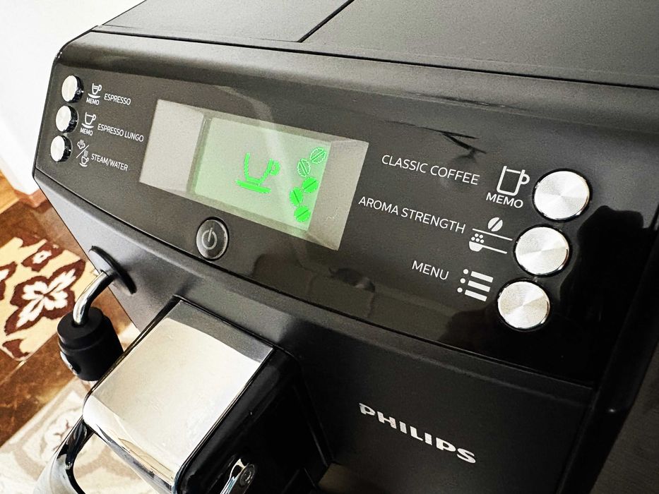 Кофеварка  Saeco Minuto кофемашина кавоварка обслужена є відео