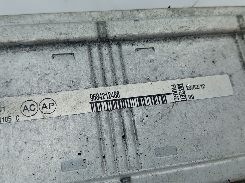 Radiador do intercooler PEUGEOT 5008 I (0U_, 0E_)