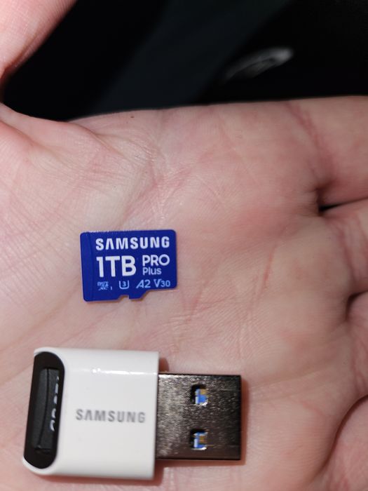 Samsung Pro PLUS microSDXC 1TB
Samsung Pro PLUS microSDXC 1TB UHS-I U3