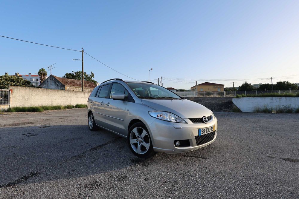 Mazda 5 - 7 Lugares – Em Excelente Estado