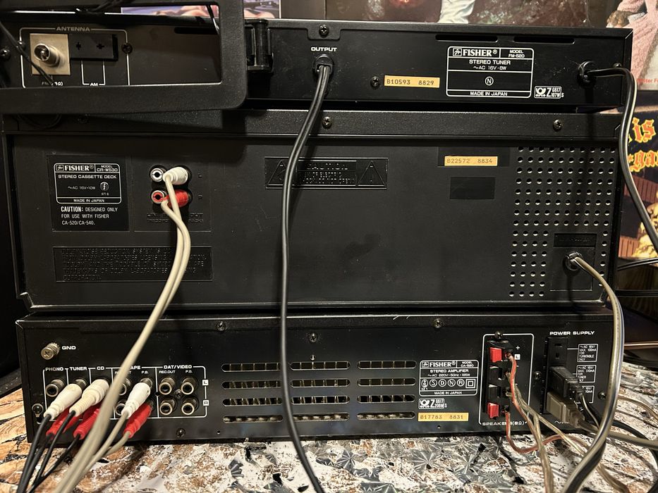 FISHER Studio-Standard музыкальный центр.