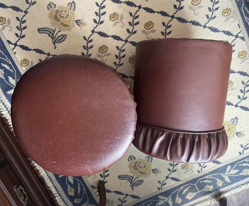 Puffs nappa de boa qualidade (pode se vender em separado)
