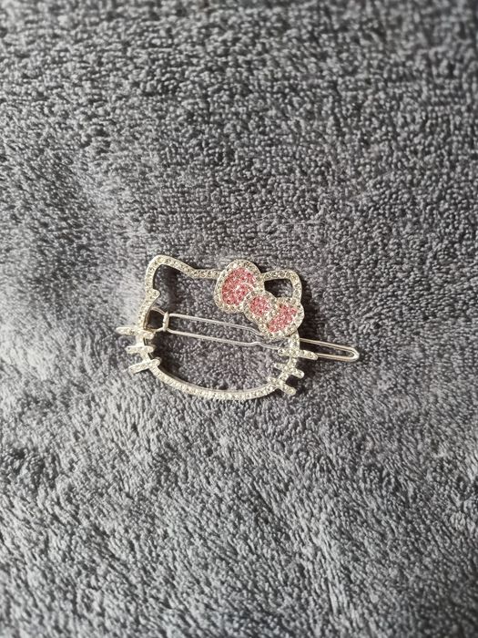 Sinsay spinka do włosów hello kitty sanrio