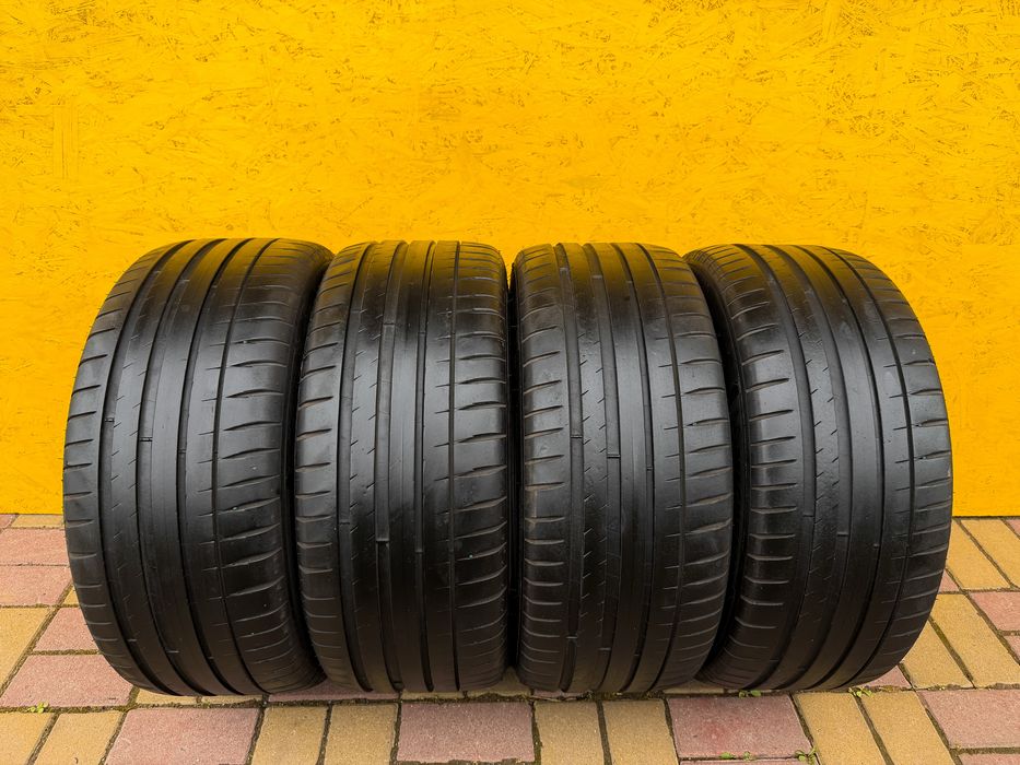 Шини Резина 245.40 R18 Michelin Pilot Sport Літо
