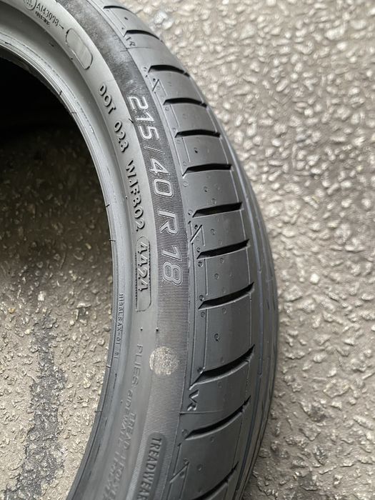 Pneus 215/40/18 Vredesteina Ultrac