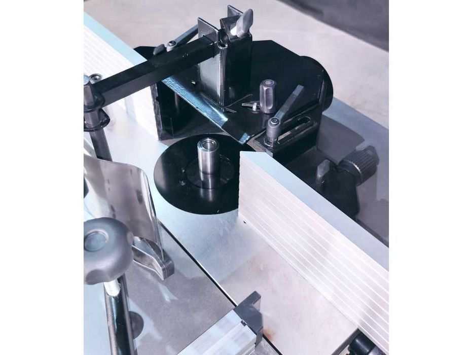 Фрезерний верстат по дереву MAST Holztechnik H-FV160K-3 400V