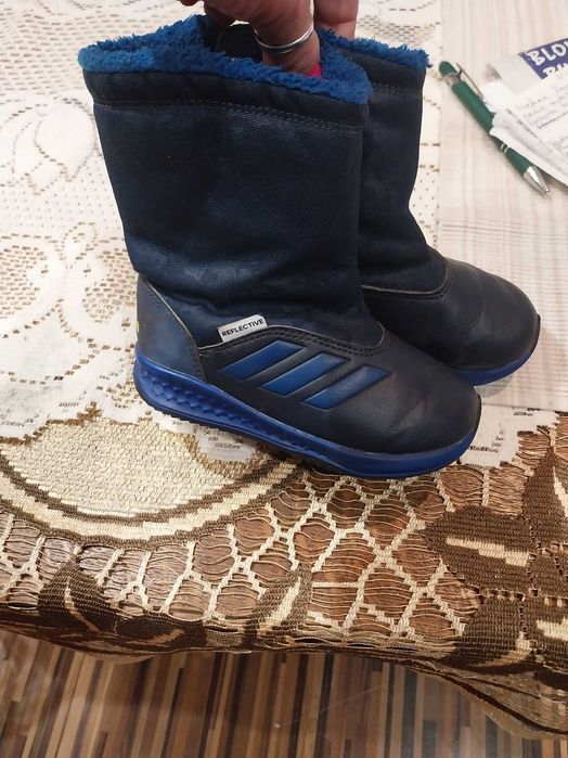 Kozaki Adidas i adidasy skechers 23 i 24 rozm dla chłopca