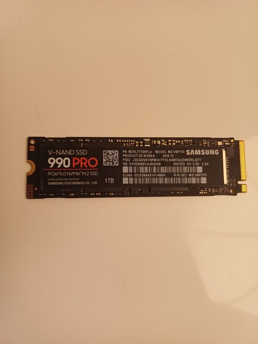 Samsung V-nand ssd 990 pro PCIe 4.0