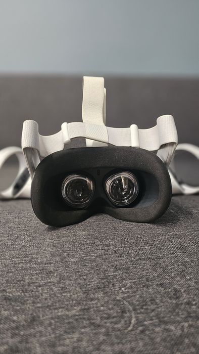 Gogle VR Meta Quest 2 [ 64GB ] – Stan Bardzo Dobry!