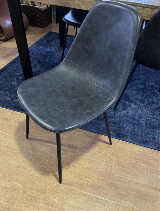 Conjunto quatro cadeiras vladi cinza escuro efeito pele Homa