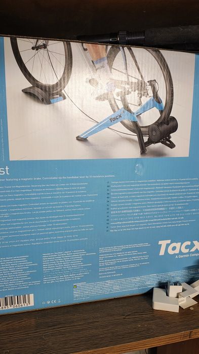 Trenażer rowerowy Tacx Boost